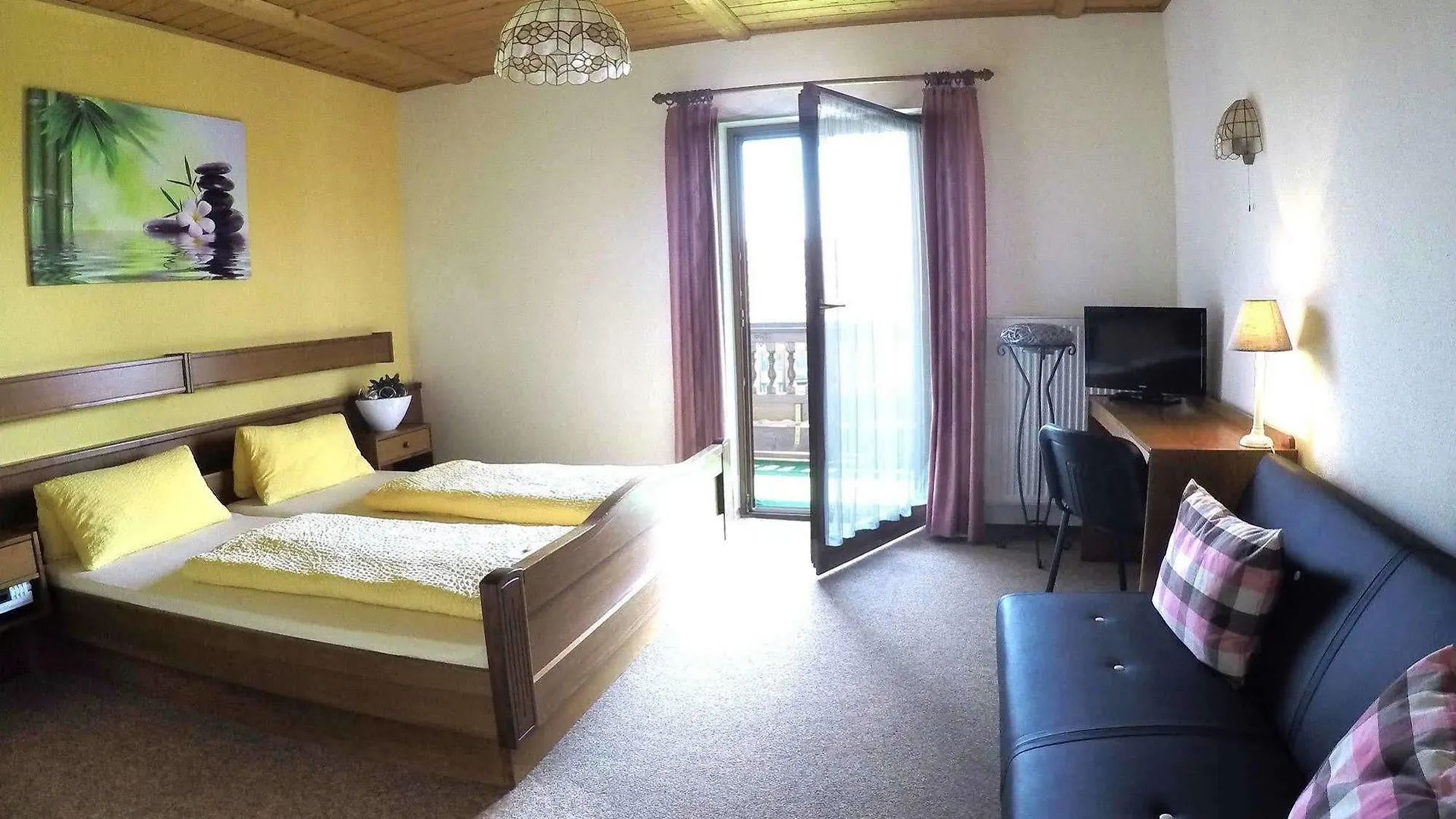 Hotel Zur Post Passau 3*,